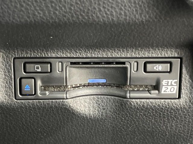 TOYOTA SIENTA HYBRID 2022