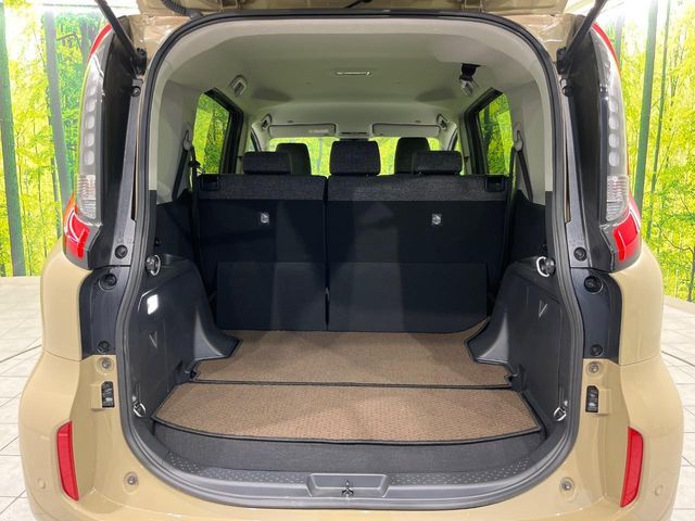 TOYOTA SIENTA HYBRID 2022