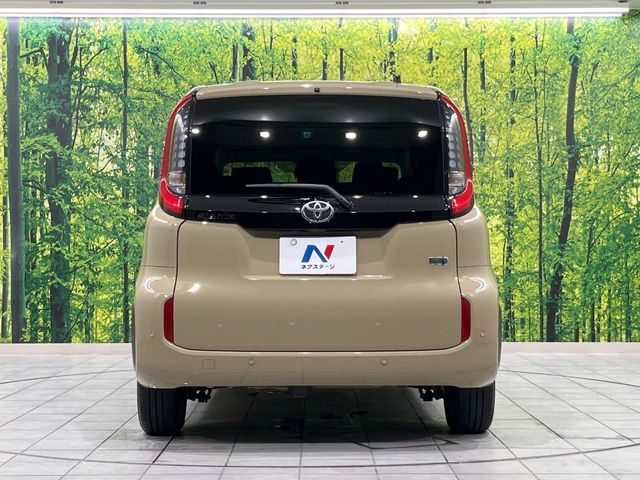 TOYOTA SIENTA HYBRID 2022