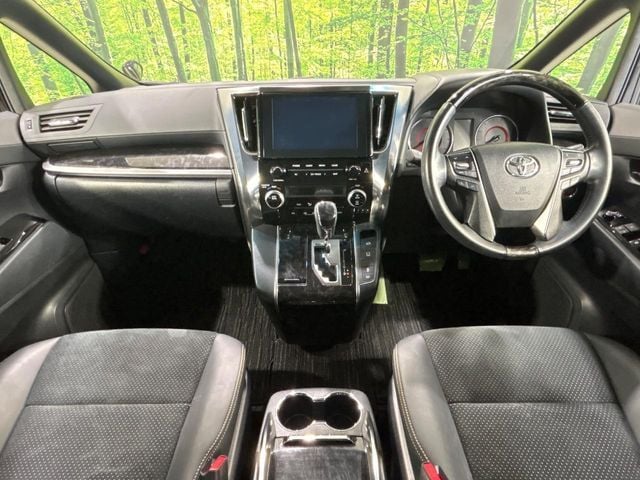 TOYOTA ALPHARD 2020