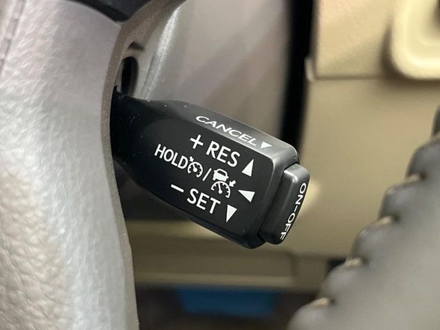 TOYOTA LANDCRUISER PRADO 2023