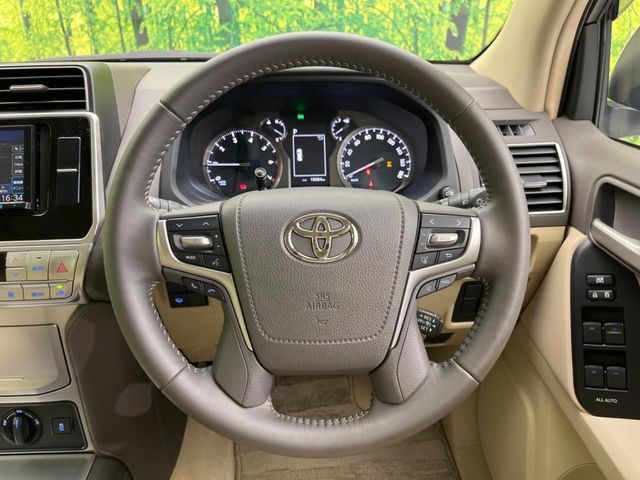 TOYOTA LANDCRUISER PRADO 2023