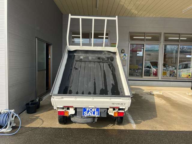 DAIHATSU HIJET truck 4WD 2017