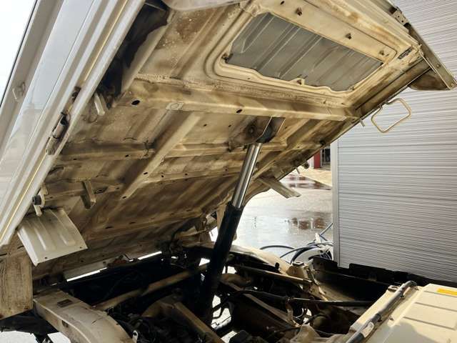 DAIHATSU HIJET truck 4WD 2017