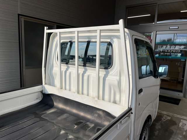 DAIHATSU HIJET truck 4WD 2017