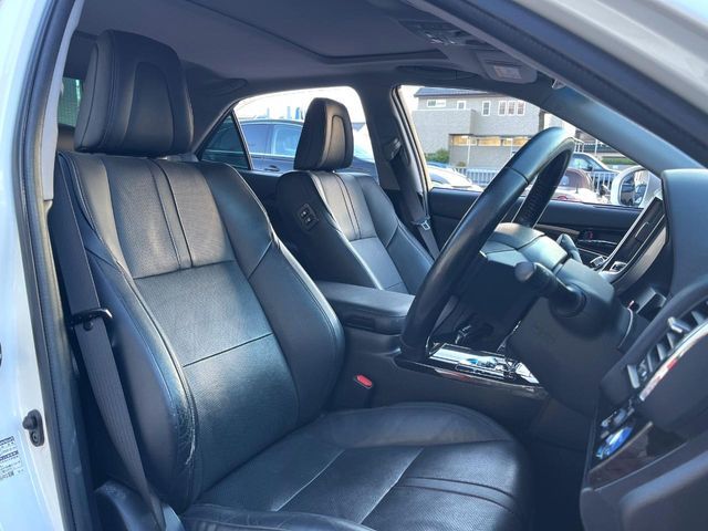 TOYOTA CROWN sedan hybrid 2015