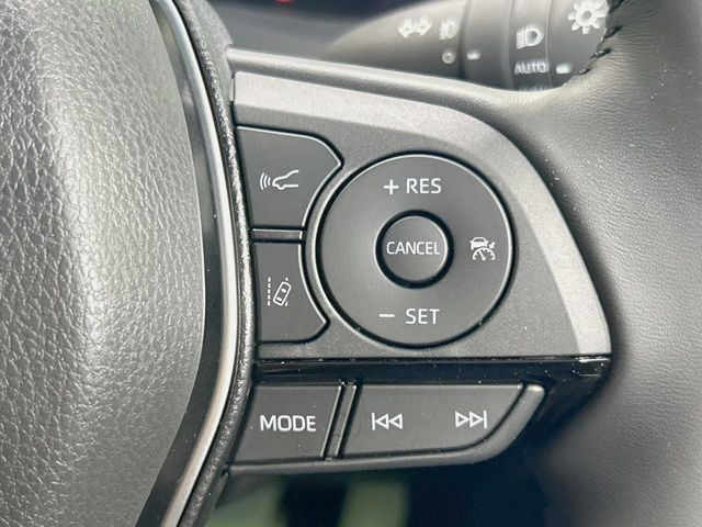 TOYOTA HARRIER 2WD 2024