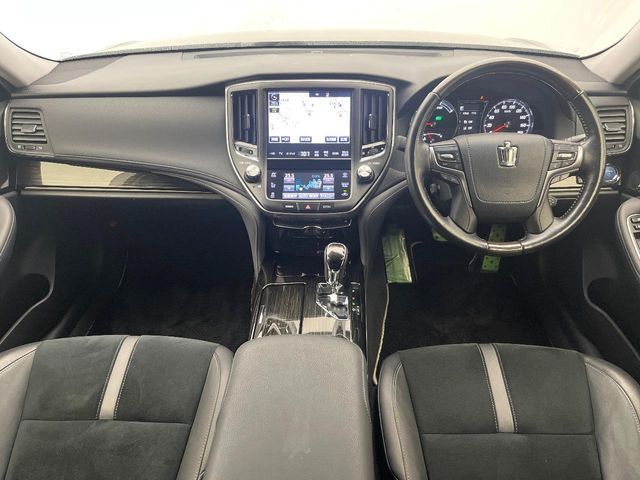 TOYOTA CROWN sedan hybrid 2017