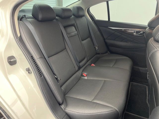 NISSAN SKYLINE HYBRID 2018