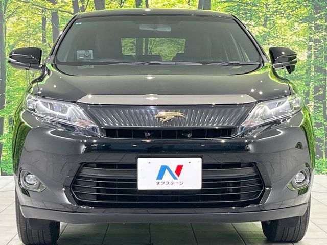 TOYOTA HARRIER 4WD 2015