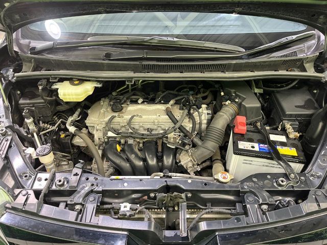 TOYOTA VOXY 4WD 2017