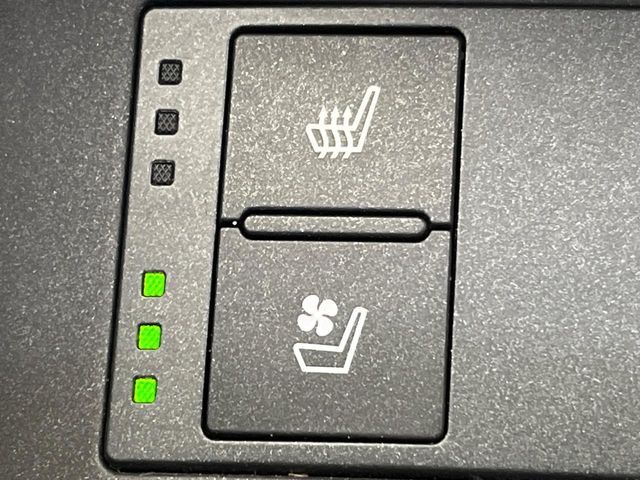 TOYOTA LEXUS IS300 2018