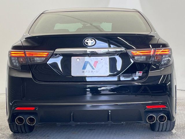 TOYOTA MARK X 2018