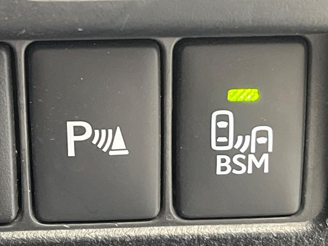 TOYOTA LEXUS RC200t 2016