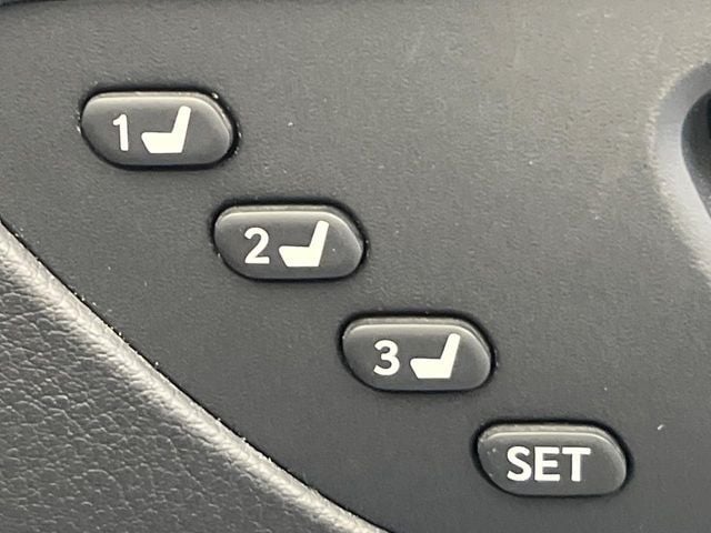 TOYOTA LEXUS RC200t 2016