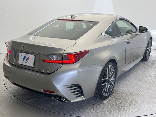 TOYOTA LEXUS RC200t 2016