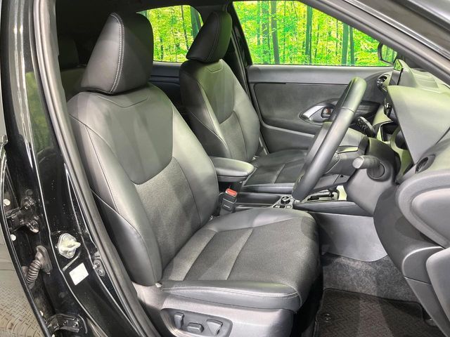 TOYOTA YARIS CROSS 2024