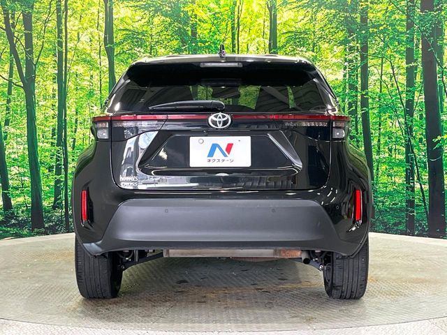 TOYOTA YARIS CROSS 2024