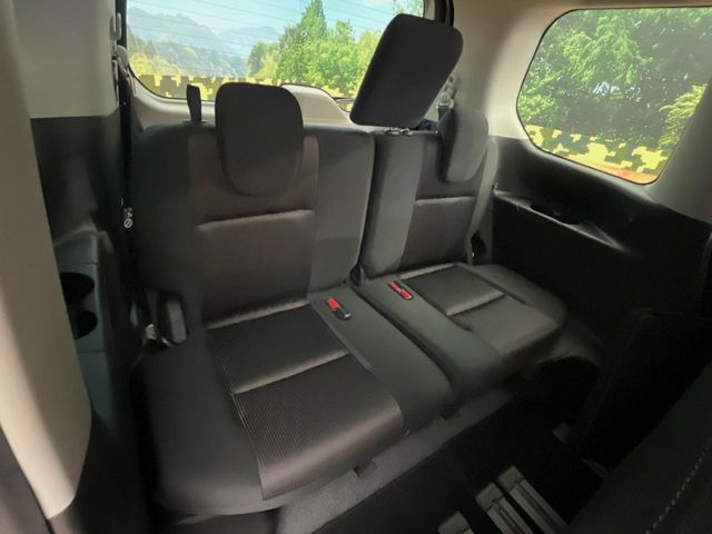 NISSAN SERENA  S-HYBRID 4WD 2016
