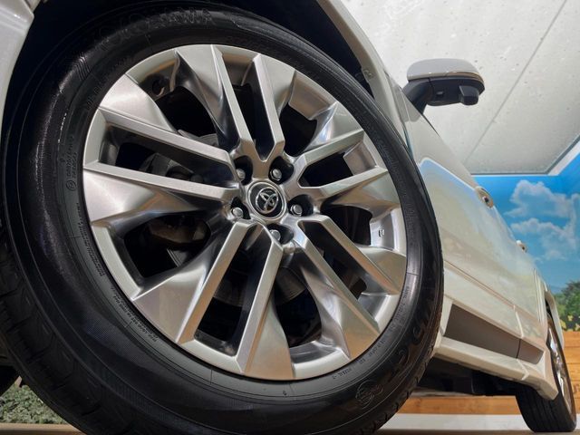 TOYOTA RAV4 4WD 2019