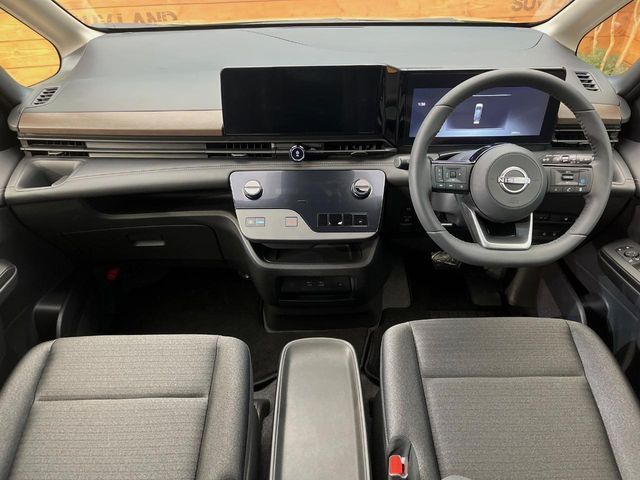 NISSAN SERENA  WG 4WD 2024