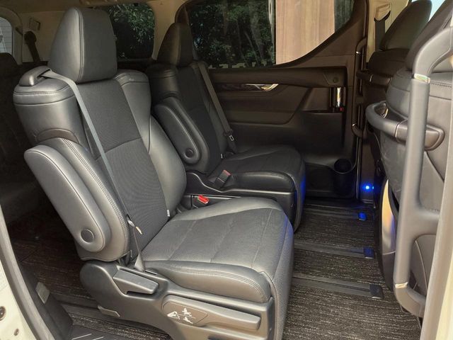 TOYOTA VELLFIRE  HYBRID 4WD 2018