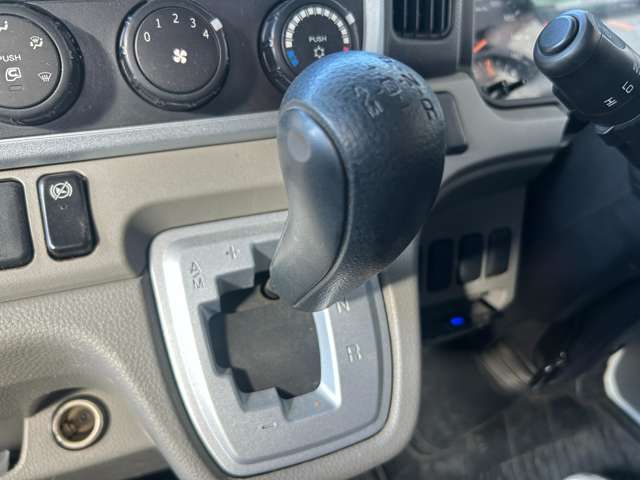 MITSUBISHI CANTER 2017