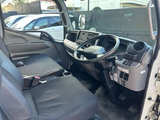 MITSUBISHI CANTER 2017