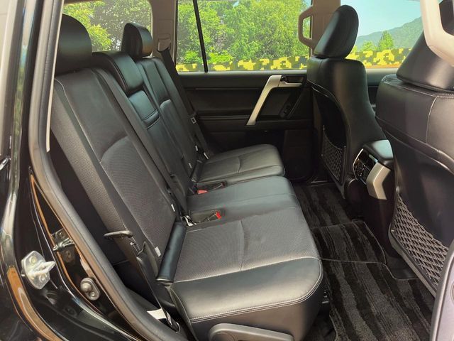 TOYOTA LANDCRUISER PRADO 2022