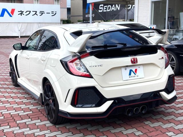 HONDA CIVIC hatchback 2017