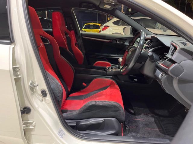 HONDA CIVIC hatchback 2017