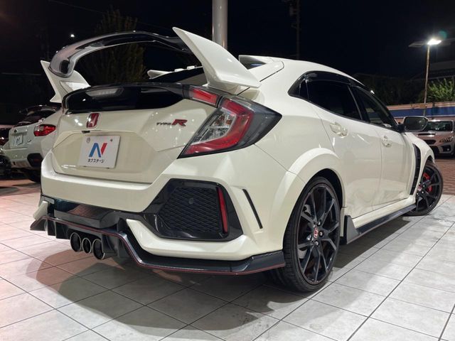HONDA CIVIC hatchback 2017