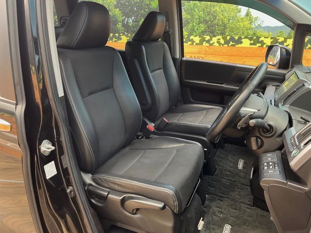 HONDA STEPWAGON SPADA 4WD 2013