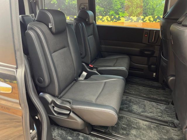 HONDA STEPWAGON SPADA 4WD 2013