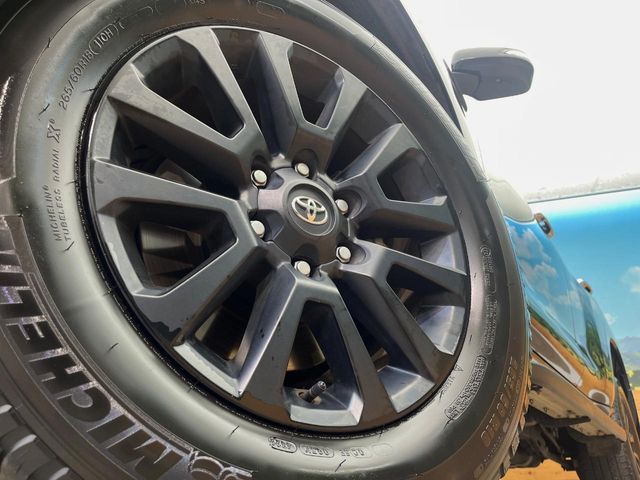 TOYOTA LANDCRUISER PRADO 2023