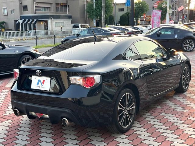 TOYOTA 86 2012