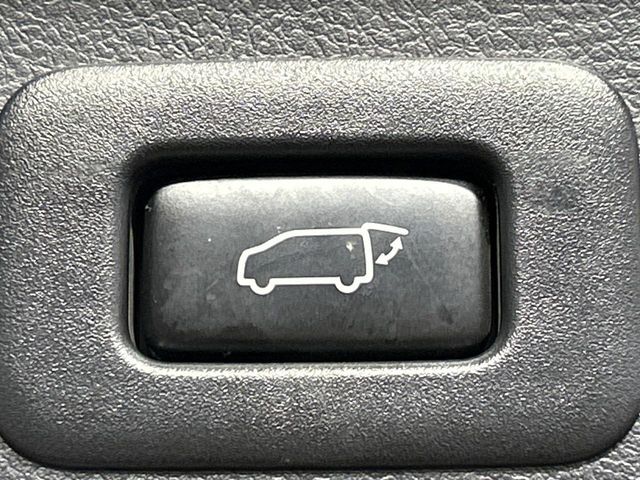 TOYOTA ALPHARD 4WD 2021