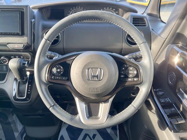 HONDA N BOX CUSTOM 2020