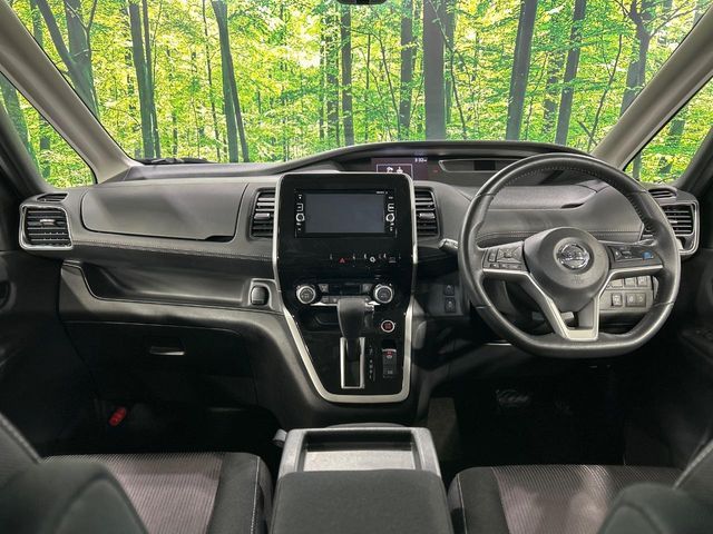 NISSAN SERENA  S-HYBRID 4WD 2016