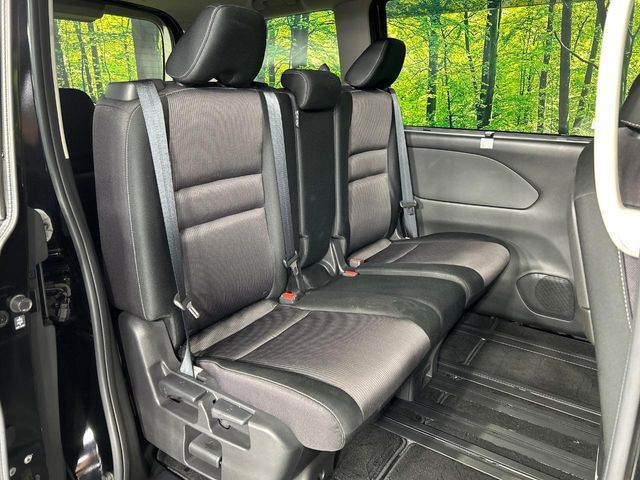 NISSAN SERENA  S-HYBRID 4WD 2016