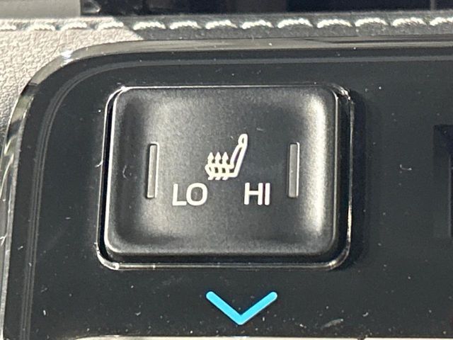 TOYOTA NOAH 4WD 2024