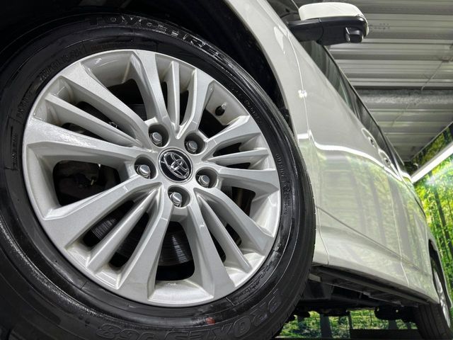 TOYOTA NOAH 4WD 2024