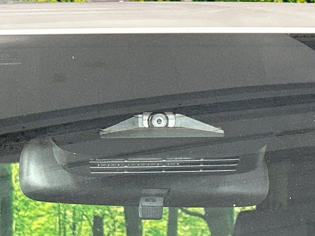 TOYOTA VOXY 4WD 2024