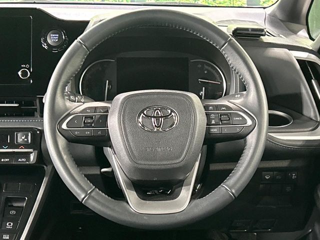 TOYOTA VOXY 4WD 2024