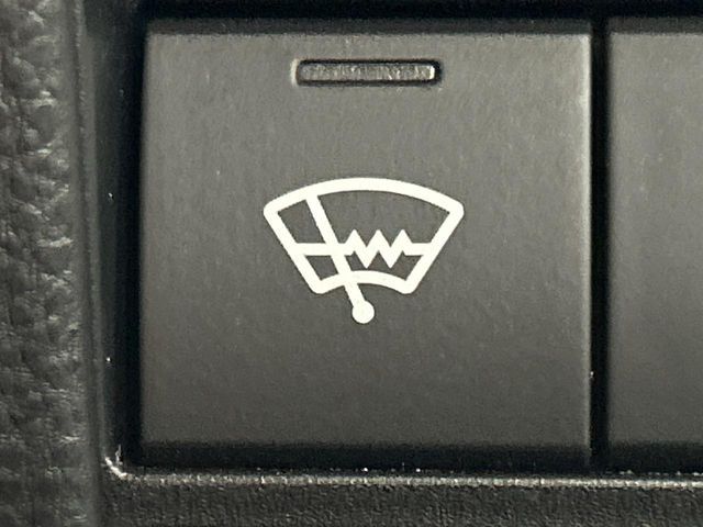 TOYOTA VOXY 4WD 2024