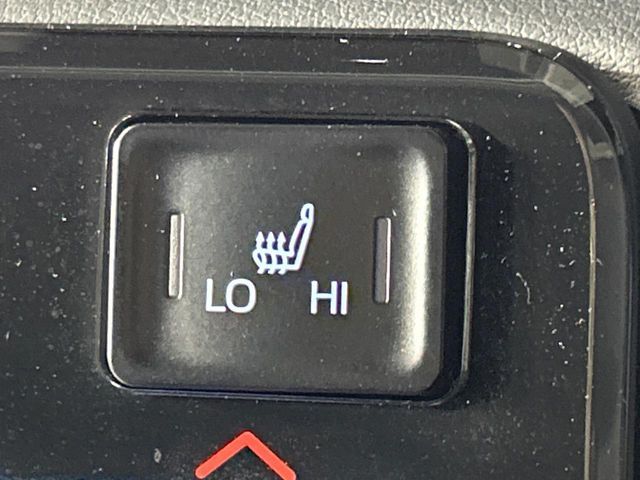 TOYOTA VOXY HYBRID 4WD 2023