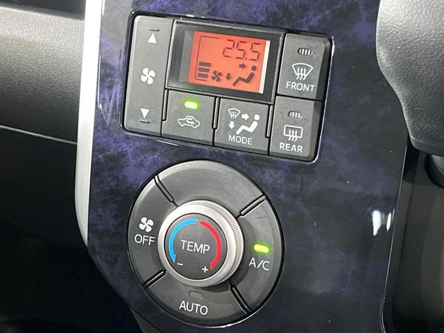 DAIHATSU TANTO CUSTOM 4WD 2017