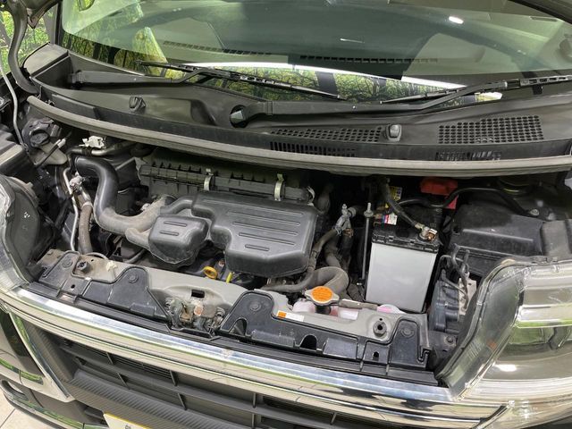 DAIHATSU TANTO CUSTOM 4WD 2017