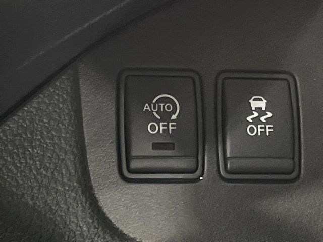 NISSAN SERENA  WG 4WD 2012