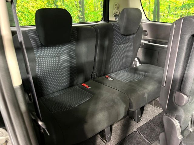 NISSAN SERENA  WG 4WD 2012